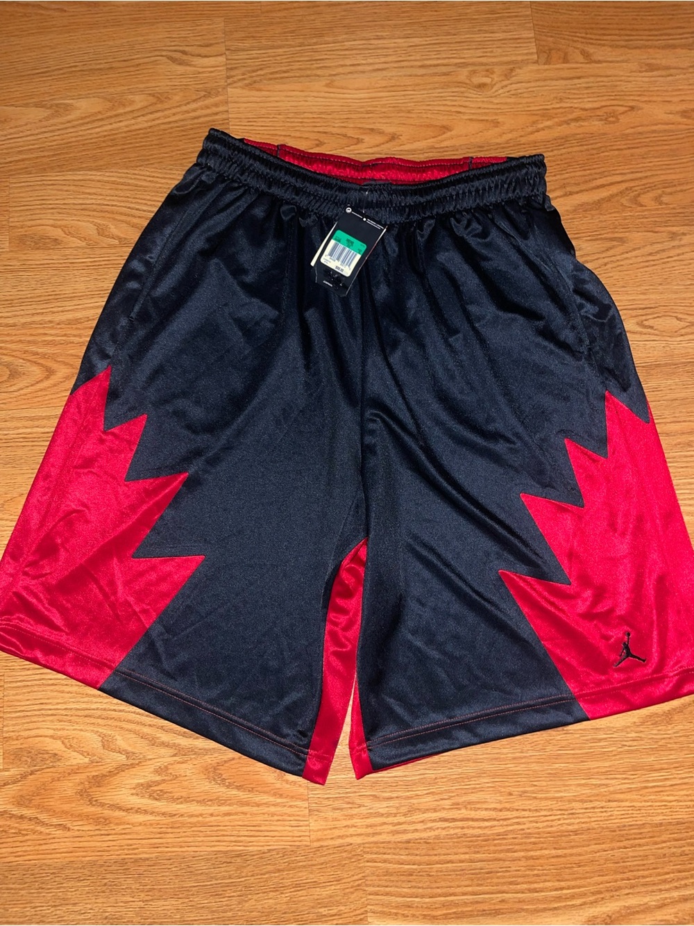 Rare Nike Air Jordan black red basketball shorts men’s XL NWT 2013